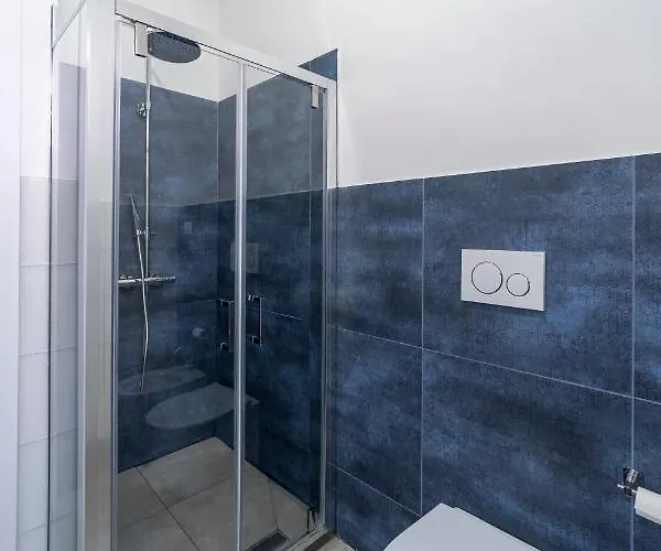 Domus Aurea And Apartamento *